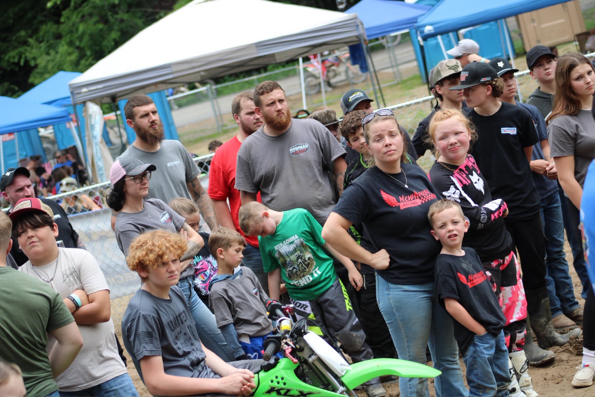 Fans and race-day atmosphere at Moonshine Hillclimb